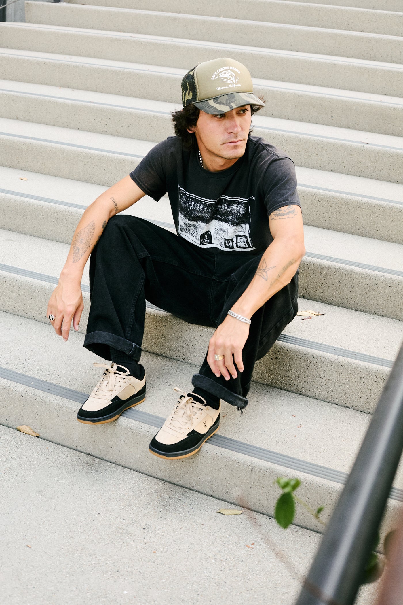 SKYLIGHT SAFARI BLACK