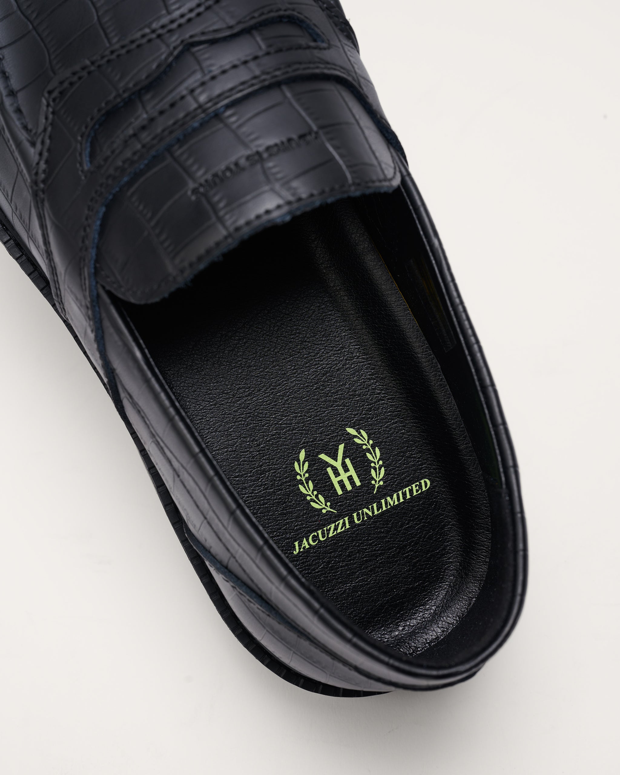 JACUZZI UNLIMITED COHIBA Penny Loafer