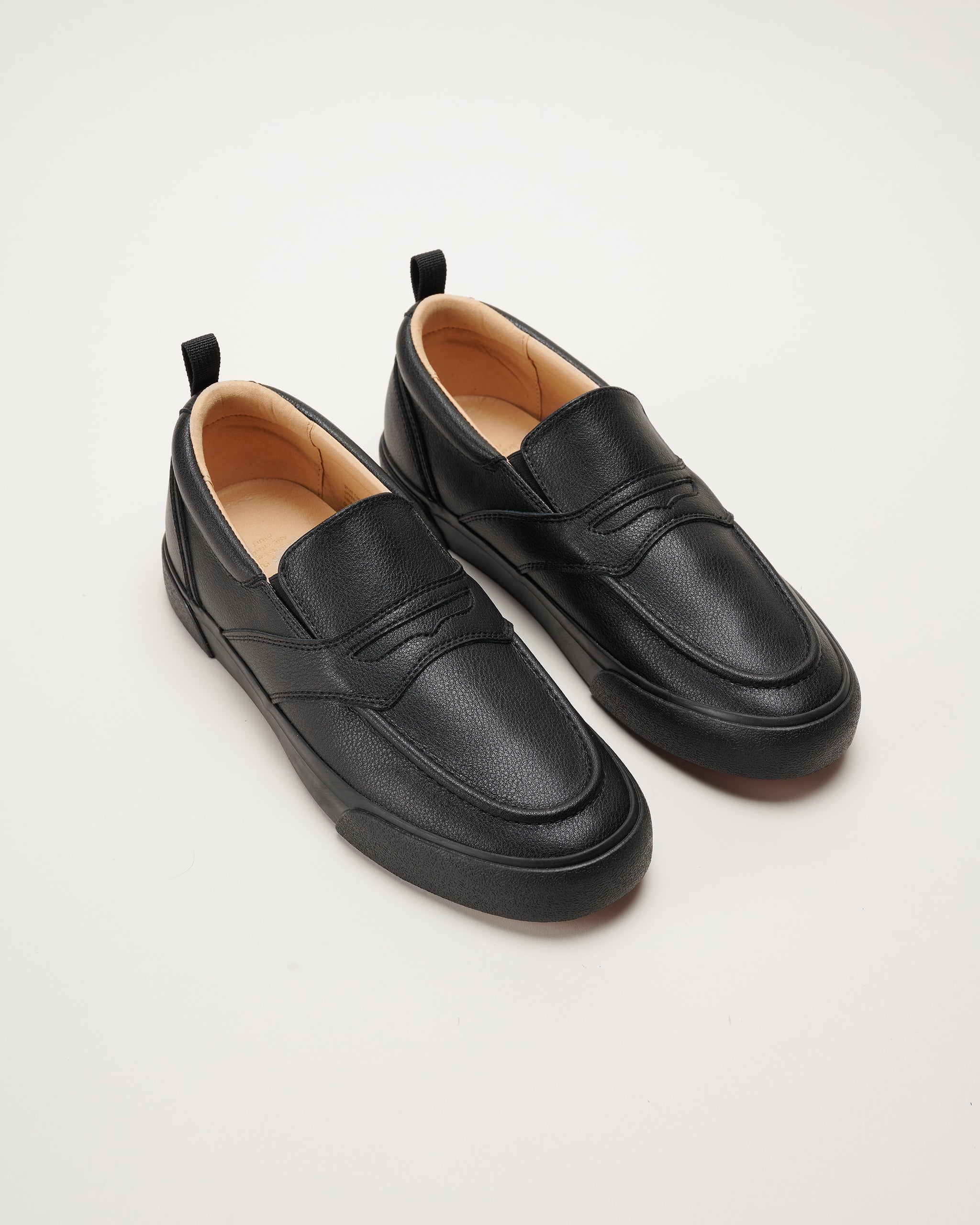 COHIBA SL30 Skate Loafer Black Leather